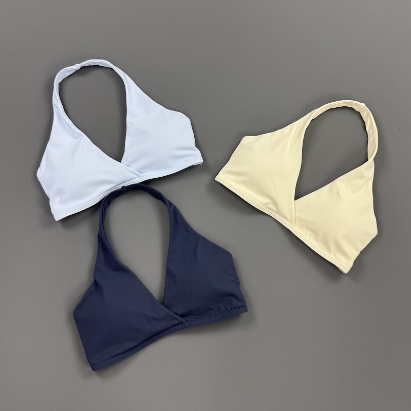 بلوزة رياضية نسائية برقبة هالت - مراجعة Sports Bra Racerback وسعره